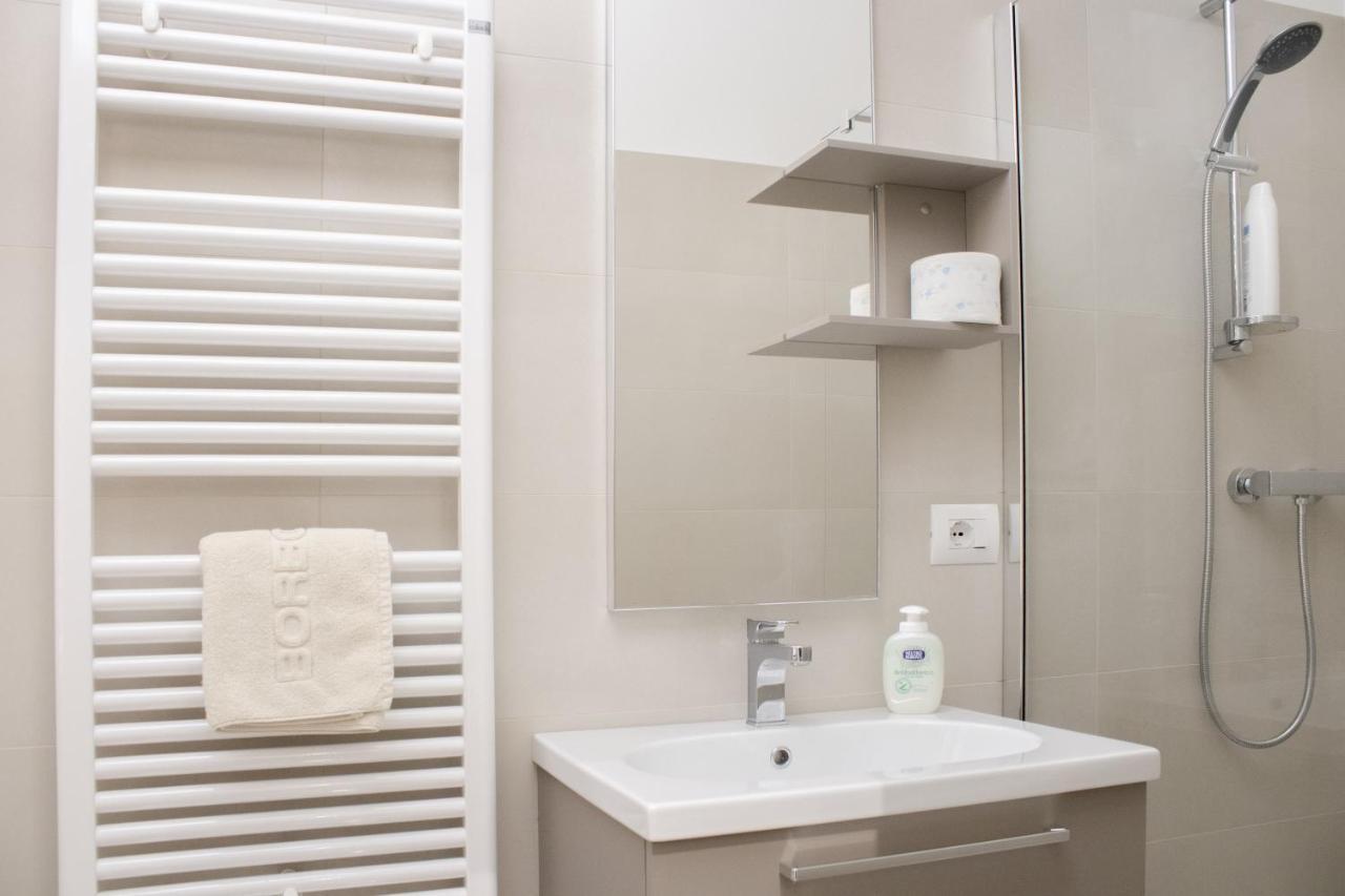 Moon Bologna Apartment ภายนอก รูปภาพ