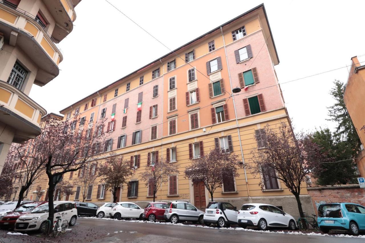 Moon Bologna Apartment ภายนอก รูปภาพ