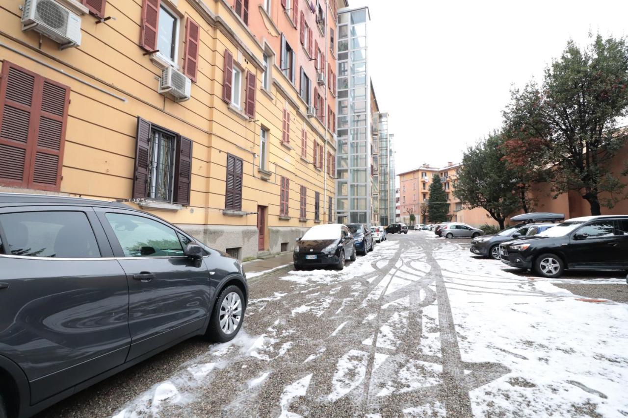 Moon Bologna Apartment ภายนอก รูปภาพ